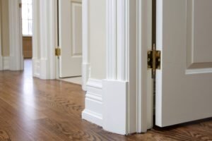 Best White Paint for Trim and Baseboards(2025 Guide)